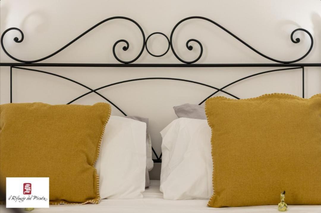 Il Rifugio Del Pirata Apartment ตราปานี ภายนอก รูปภาพ