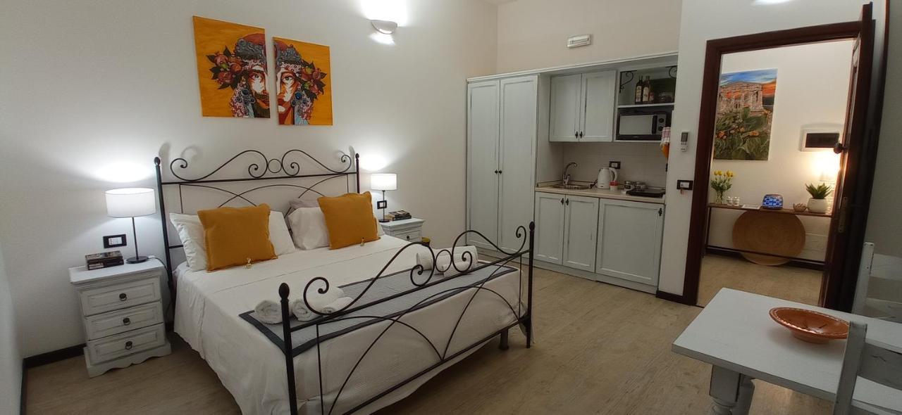 Il Rifugio Del Pirata Apartment ตราปานี ภายนอก รูปภาพ